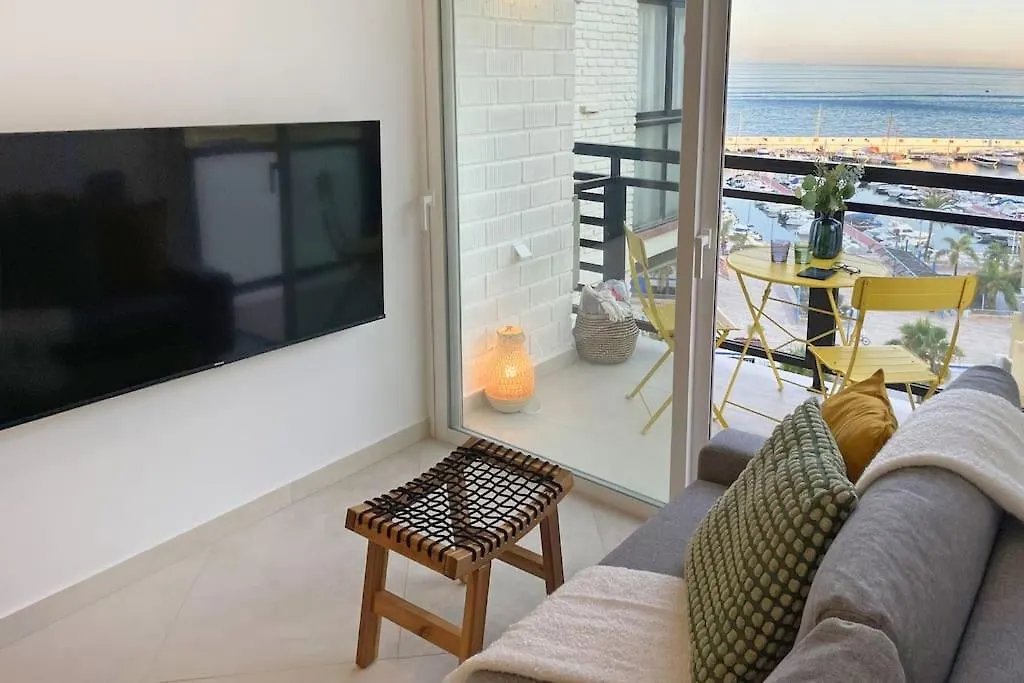 Charming Sea View Hideaway At Marbella\'S Marina contacts