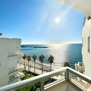 Apartment Sea View 1st Line Free Parking, Marbella