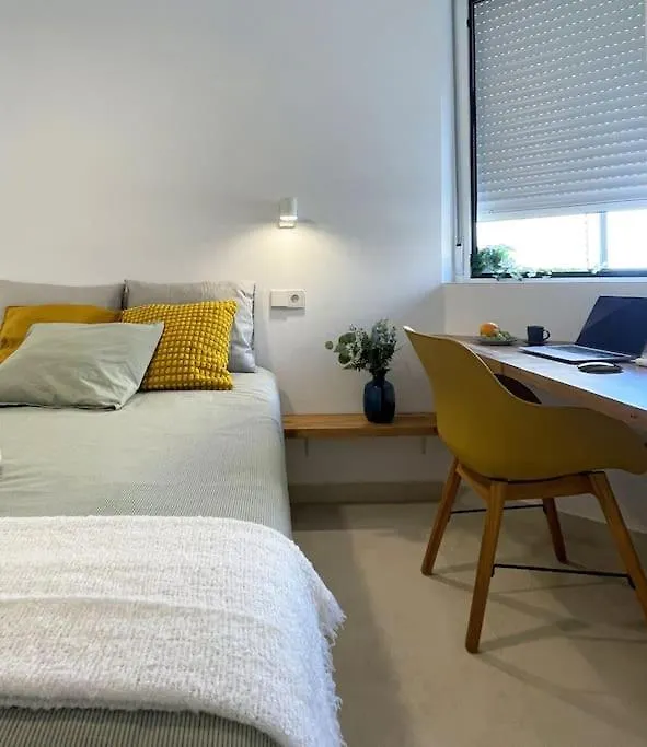 Charming Sea View Hideaway At Marbella'S Marina Apartment