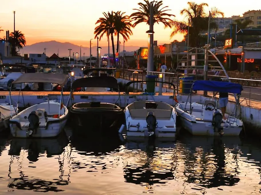 Charming Sea View Hideaway At Marbella'S Marina Apartment